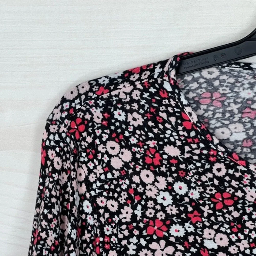 Michael Kors Top Womens 2X Black Floral‎ Blouse Keyhole Neck Elastic Waist Knit